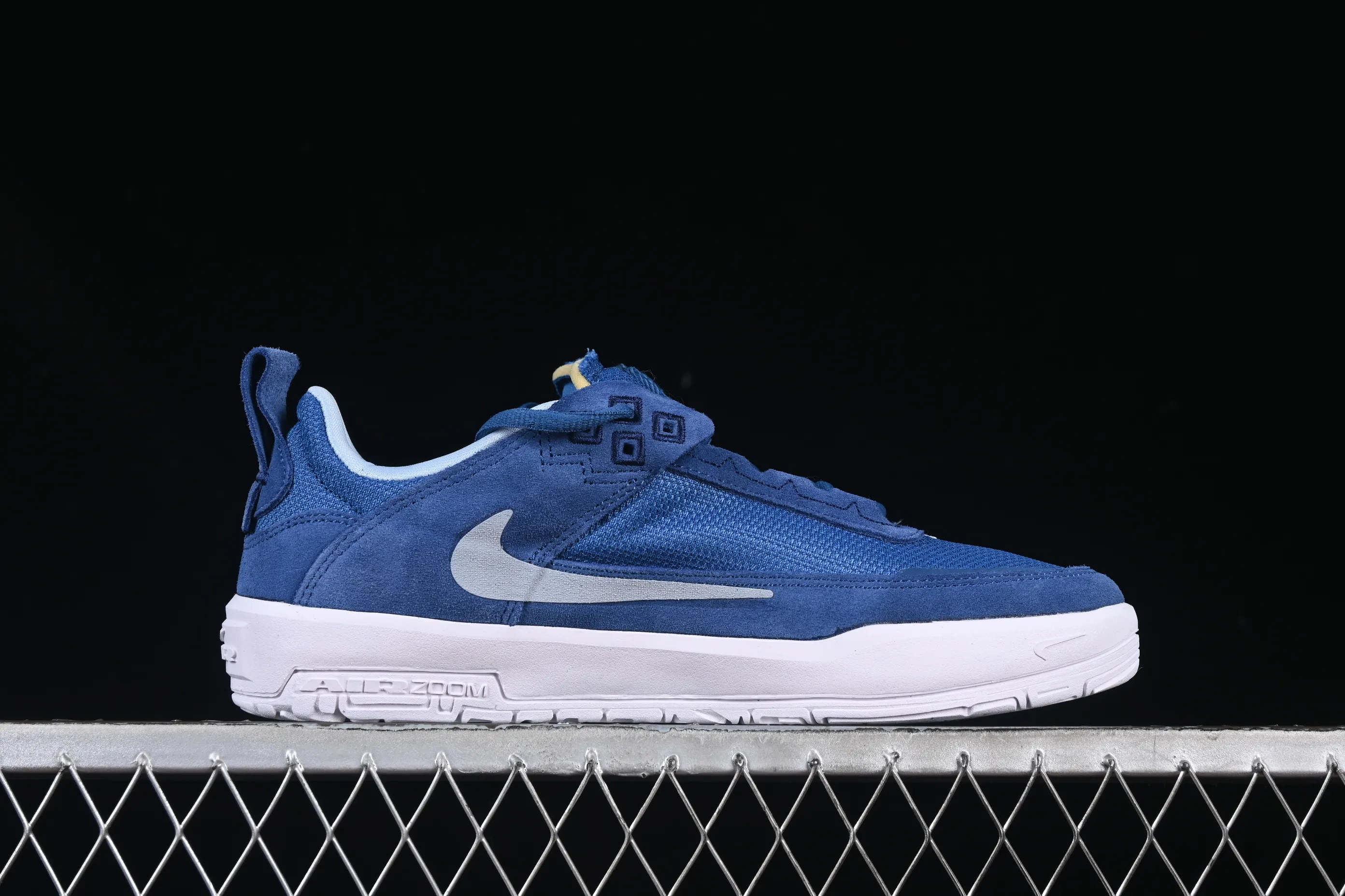 All categories Nk SB Dunk series Nk SB Dunk Low low-top sneakers Nk SB Day One Nike low-top casual sneakers FN4210-400
